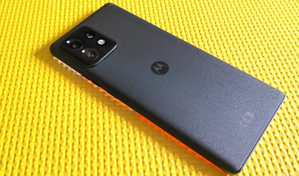 Motorola Edge 40, la recensione dello smartphone Android che sorprende