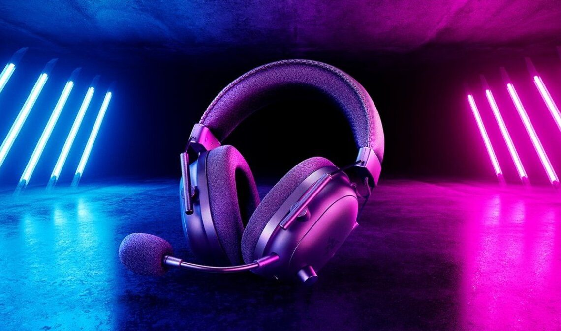 Razer BlackShark V2 Pro 2023, la recensione delle cuffie wireless con un buon microfono e un'ottima autonomia