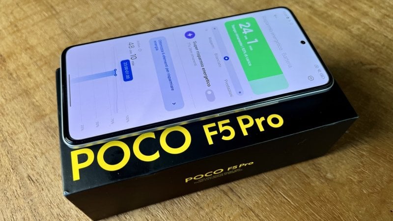 La batteria di POCO F5 Pro è capiente e l'autonomia davvero notevole