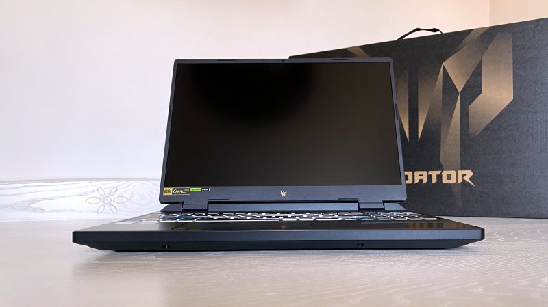 L'ACER Predator Helios Neo 16 nella versione con Intel Core i7-13700HX e NVIDIA GeForce RTX 4060 Laptop