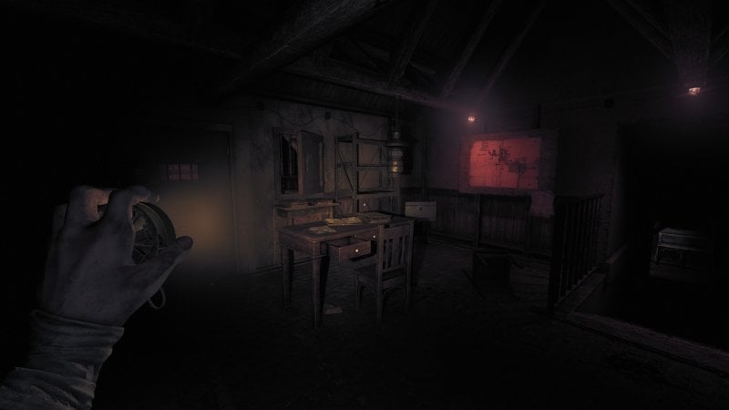 Per salvare bisogna trovare delle lampade, che rappresentano anche gli unici posti sicuri di Amnesia: The Bunker