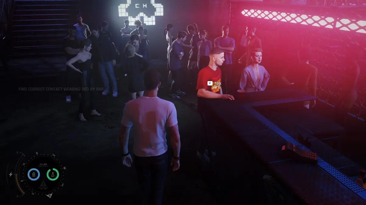 Dialogo con il contatto in rosso nel bar di A Night Out