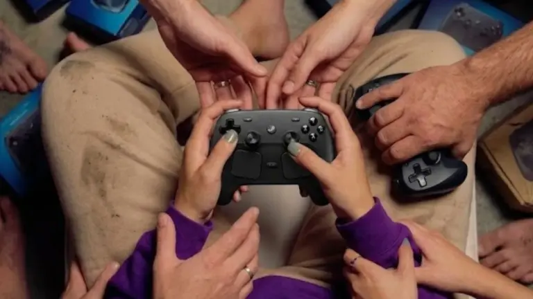 Steam Controller Demand Surges While Valve Extends Reservation Orders Until 2027