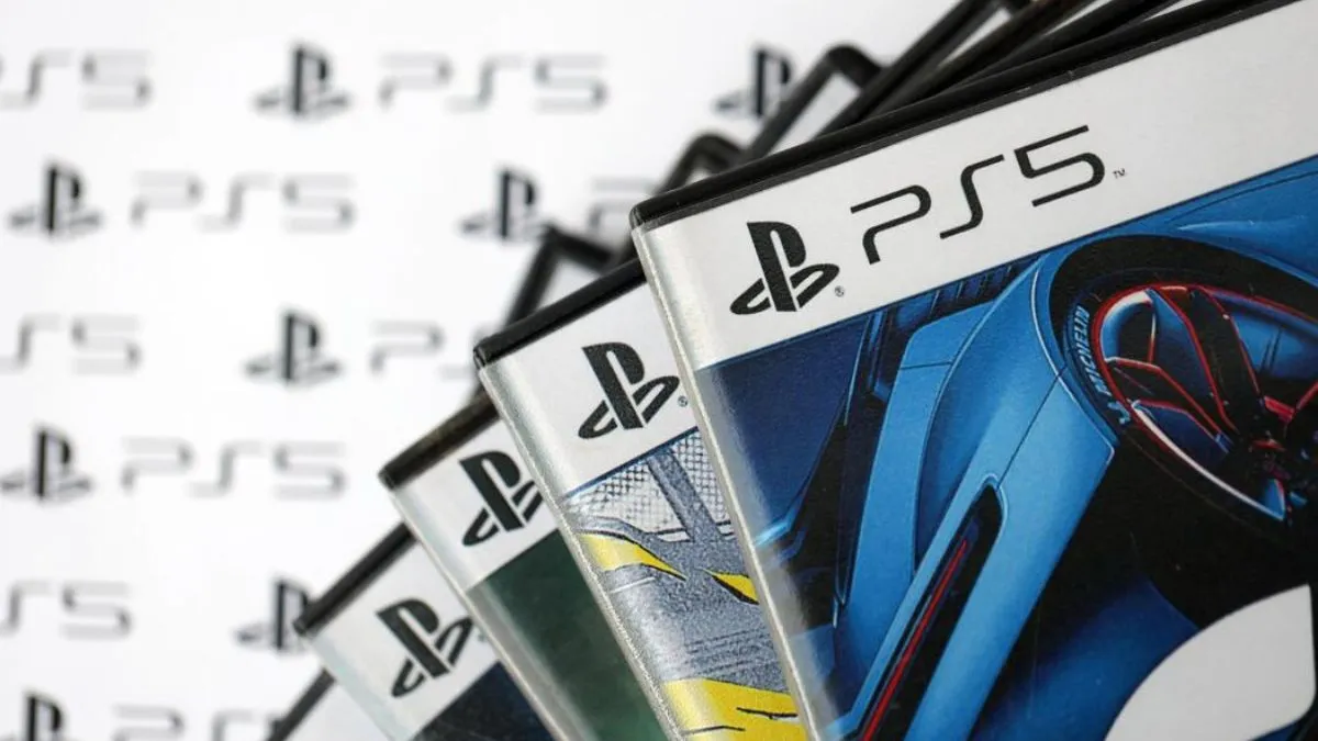 PlayStation 5 disc boxes